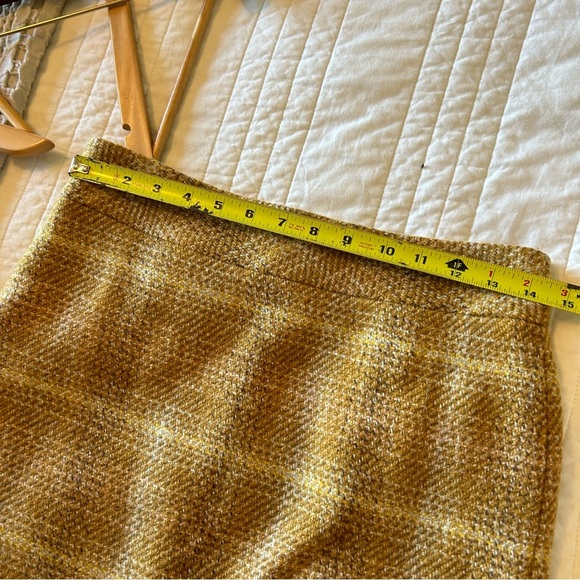 J. Crew Sunnie Golden Wool Plaid Pencil Skirt. Size 2. - Picture 10 of 13